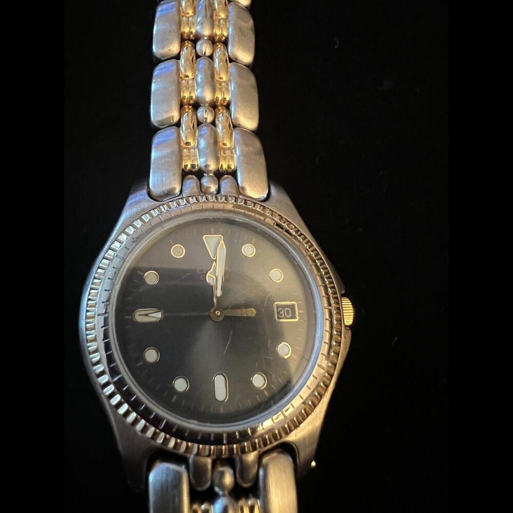 Citizen 5510 Quartz Date Watch with new battery